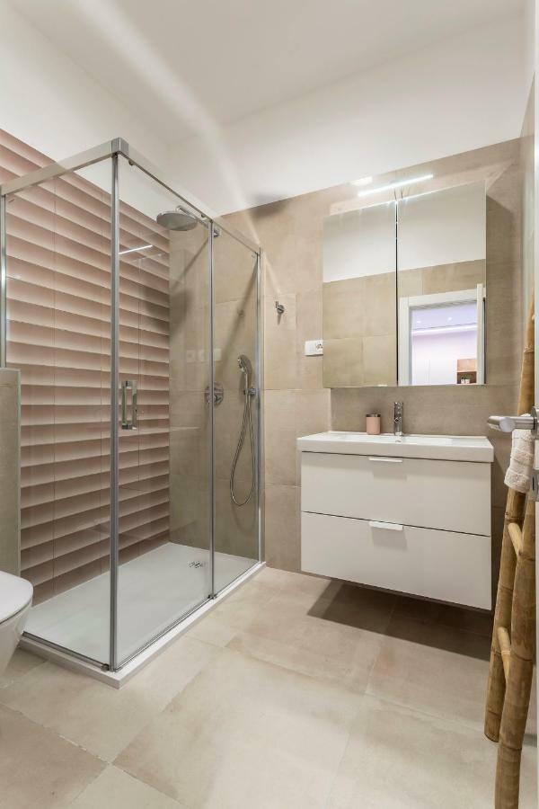 Luxury Apartment With Hot Tub Omiš Kültér fotó
