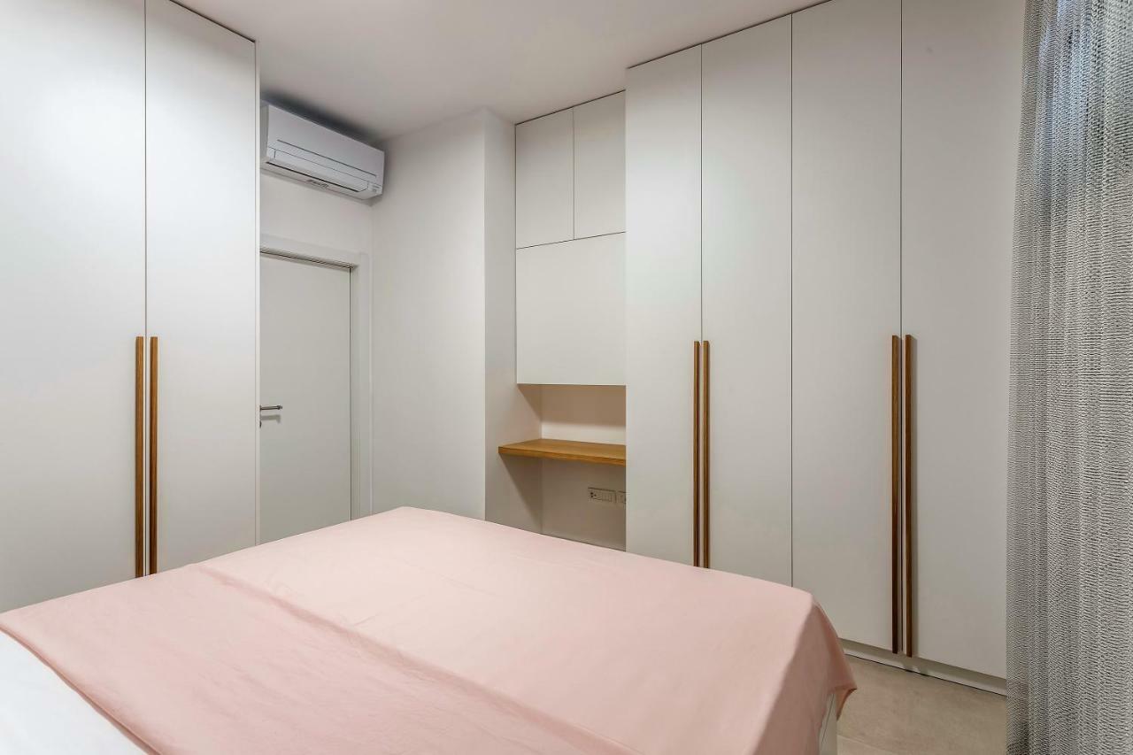Luxury Apartment With Hot Tub Omiš Kültér fotó